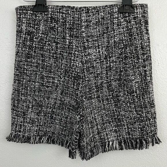 Zara Basic Tweed Shorts - Picture 5 of 6